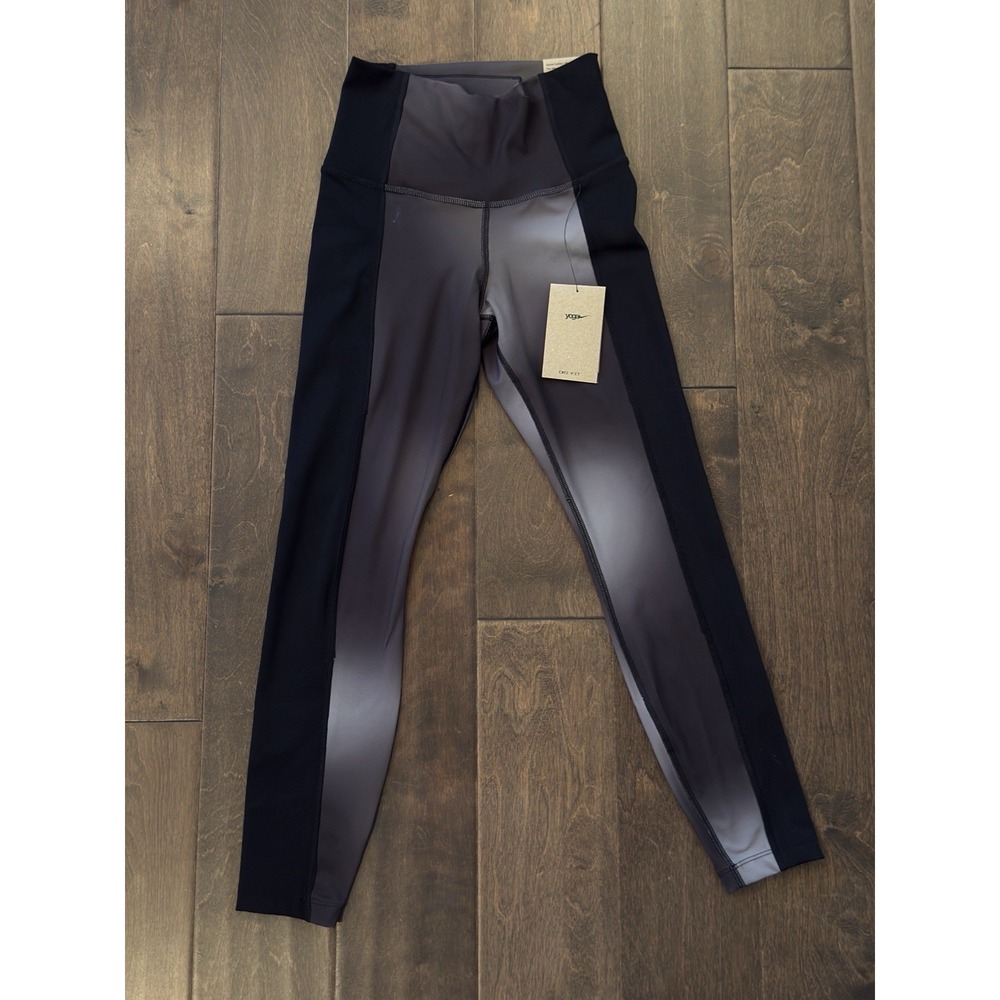 Women's Nike Yoga High Waisted 7/8 Length Printed‎ Leggings Size S DQ6427-045